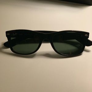 Ray-Ban classic sunglasses
